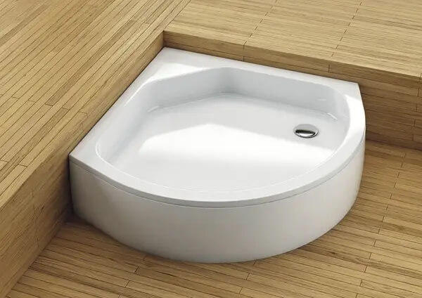 Полукруглый душевой поддон Aquaform