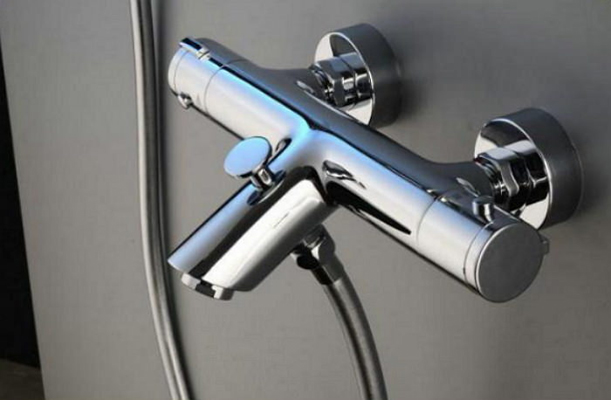смеситель для ванной термостат