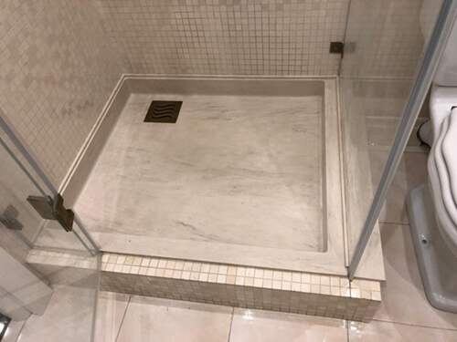 Душеві піддони зі штучного каменю