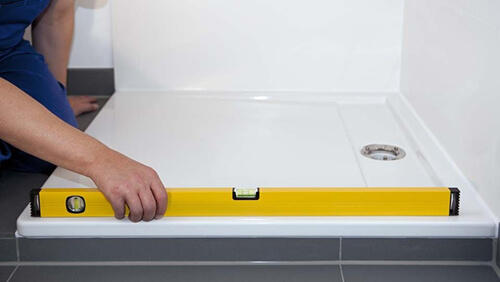 Установка душевых поддонов