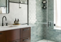 Плитка для ванни глянцева