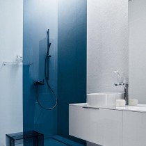 Шторки для ванной