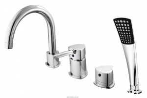 Смеситель однорычажный на борт ванны с душем Ferro коллекция Modena хром BTM11A