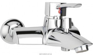 Смеситель однорычажный для ванны с коротким изливом Ferro коллекция Modena хром BTM1