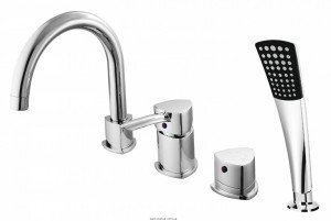 Смеситель однорычажный на борт ванны с душем Ferro коллекция Modena хром BTM11A