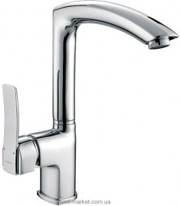 Змішувач для кухні одноважільний Ferro колекція Veneto хром BVN4VL