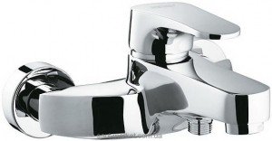 Смеситель однорычажный для ванны с коротким изливом Ferro коллекция Justic хром BBJ1SVL