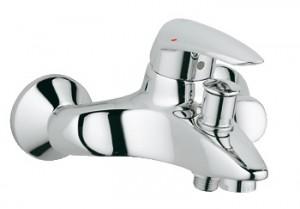 Смеситель однорычажный для ванны с коротким изливом Grohe коллекция Eurodisc хром 33390001