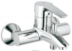 Смеситель однорычажный для ванны с коротким изливом Grohe коллекция Eurostyle хром 33591001