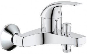 Змішувач одинважільний для ванни з коротким виливом Grohe колекція BauCurve хром 32806000