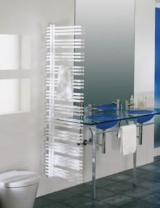 Водяной полотенцесушитель Zehnder коллекция Yucca Asymmetric 578х1736х47 белая эмаль YA 60-170