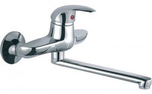 Смеситель для раковины однорычажный настенный Ferro коллекция Ancona хром BAN3