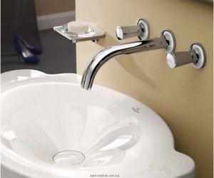 Смеситель для раковины двухвентильный на стену Dornbracht коллекция La Fleur хром 36 713 955-00