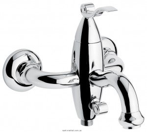 Смеситель однорычажный для ванны с коротким изливом EMMEVI коллекция Abel хром CR39001