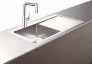 Мийка для кухні Hansgrohe C71 C71-F450-11 з одноважільним змішувачем і системою зливу з автоматичним управлінням хром 43229000