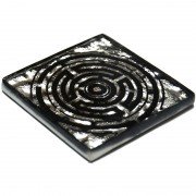 Декор напольный Grand Kerama Лабиринт рифленый 6,6х6,6 см стекло платина 016780