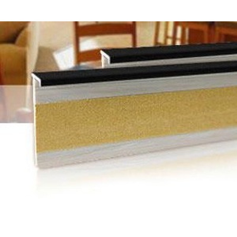 Плинтус для ковролина Salag 160 ПВХ черный 161024