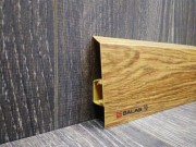 Плінтус Salag NG80 ПВХ дуб старий NG8019