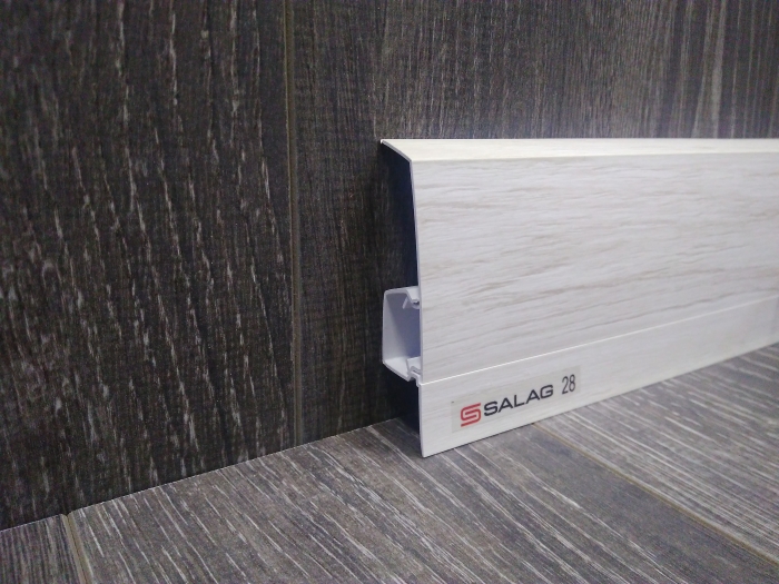Плинтус Salag NG80 ПВХ  клен патино NG8028