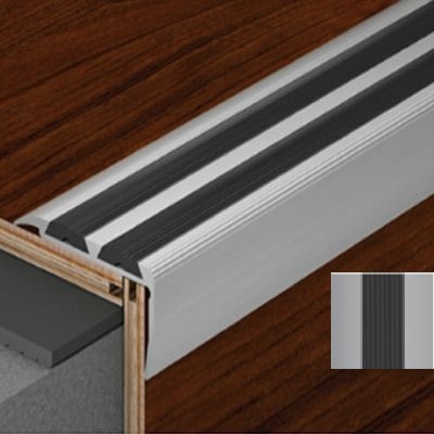 Алюминиевый противоскользящий угол Salag 1.82 м серебряный анодированный/черный SА1311