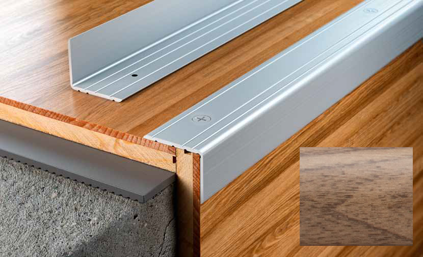 Сходовий профіль Salag Stratus S02 0.91 м мербау S02117