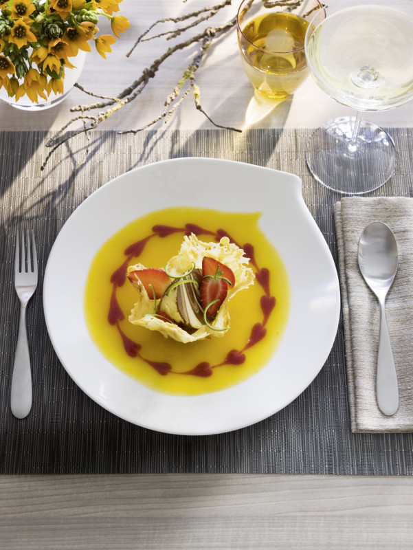 Тарілка плоска Villeroy & Boch Flow 31х29 см білий 10-3420-2775