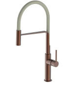 Змішувач для кухні Teorema з висувним виливом мідний 17523 MC