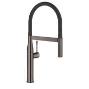 Смеситель для кухни Grohe Essence однорычажный с выдвижной лейкой графит темный 30294A00