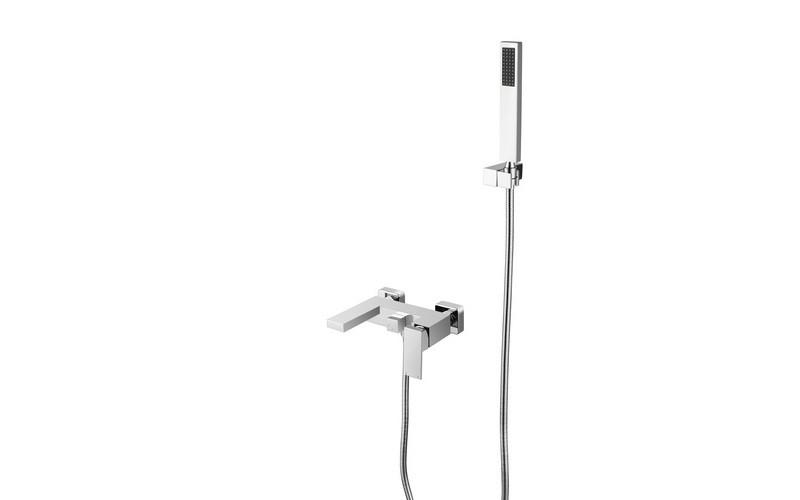 Смеситель для ванны Besco Modern/Varium однорычажный с душевым гарнитуром хром BW-MVS-CH
