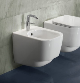 Біде підвісне Hatria Fusion 48х35 см санітарний фарфор білий 00YXJ801