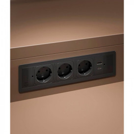 Блок розеток ASA Plastici Versaframe 3.0 3.0 3х220В+USB type А+С черный 060.40F.00009