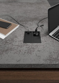 Блок розеток ASA Plastici VersaHit Dual 1x220В + 1USB 5V матовый черный 060.15F.00045