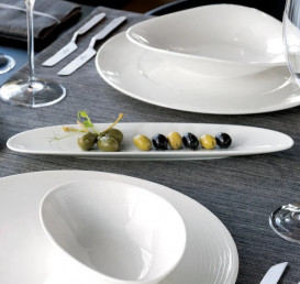 Блюдо Villeroy & Boch Sedona 32,5х7,5 см преміум фарфор білий 16-3356-3858