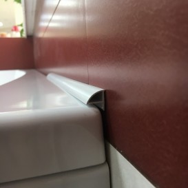 Декоративная планка для душевого поддона Ravak 6/1100 универсальная белая XB441100001