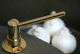 Диспенсер для моющего средства McAlpine врезной 500 мл золото HC20-GOLD