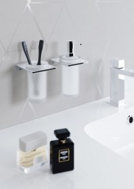 Диспенсер для рідкого мила Sonia S-Cube настінний білий / хром 166848