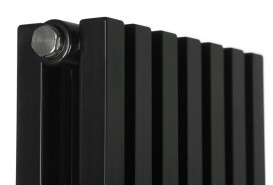 Дизайнерський радіатор Betatherm BQ Quantum 2 180х28,5 см сталь чорний BQ 2180/7 9005M 99