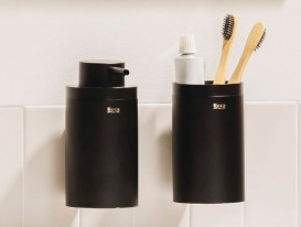 Дозатор для жидкого мыла Roca Hotels настенный металл черный A817596C40