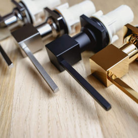 Дозатор для жидкого мыла Sink Quality Quatro латунь/пластик серый DOK-g