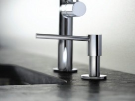 Дозатор жидкого моющего средства BLANCO LIVIA  встраиваемый в кухонную мойку  хром 521291