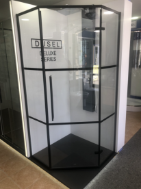 Душевая кабина пятиугольная Dusel Deluxe Series 900x900x1900 мм профиль черный матовый/стекло прозрачное с черным принтом DL197HBP Black Matt Paint