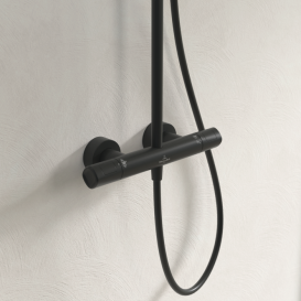 Душевая система Villeroy & Boch Universal Showers с термостатом матовый черный TVS000031000K5
