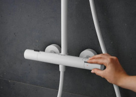 Душевая стойка Hansgrohe Pulsify S Puro Showerpipe 260 1jet с термостатом Ecostat Fine белый матовый 24222700