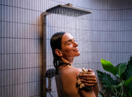 Душова стійка Hansgrohe Raindance Alive Q 210/340 2jet із термостатом ShowerSelect Comfort бронза 24590140