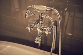 Душевой набор для ванны и душа Roca Carmen с двухвентильным смесителем латунь хром A5A014BC00