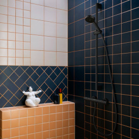 Душевой набор Hansgrohe Activera Select S 95 2 режима EcoSmart со штаной 90 см черный матовый 28046670