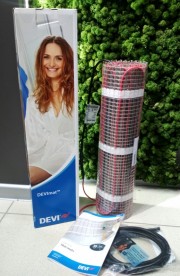 Двухжильный нагревательный мат Devi DEVIcomfort 200T 0.5 м.кв (0.5х0.9) 83020735