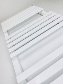 Електричний полотенцесушитель Terma Quadrus Slim 45х87 см білий матовий WLQUS087045 / 9016 / ONE