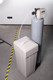 Фильтр обезжелезивания и умягчения воды Ecosoft FK1665CEMIXC