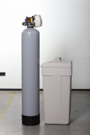 Фильтр обезжелезивания и умягчения воды Ecosoft FK1665CEMIXC